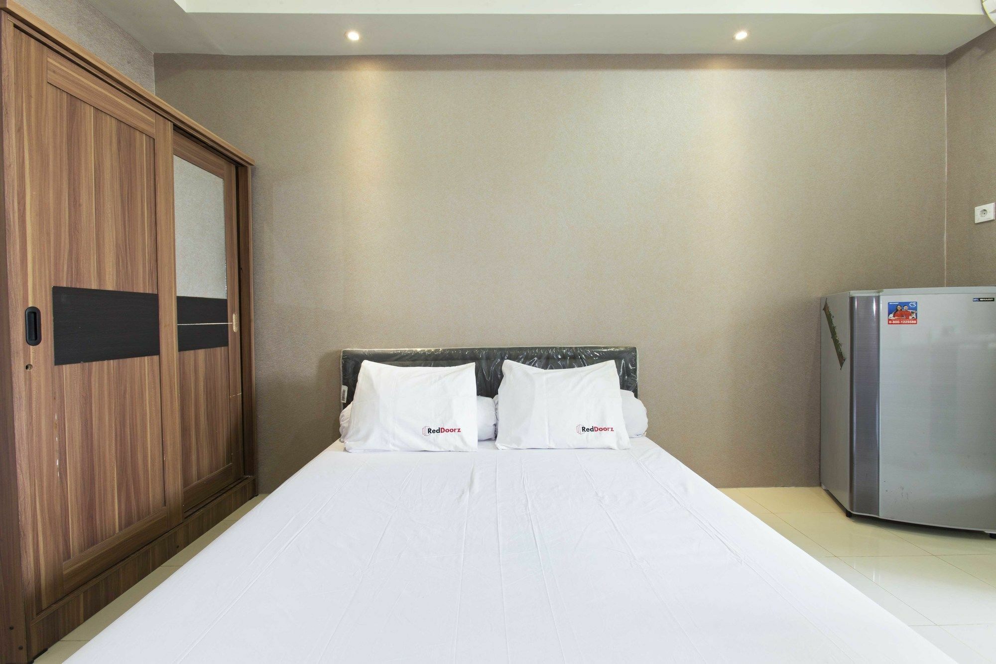 Reddoorz Apartment @ Pegangsaan Kelapa Gading Jakarta Kültér fotó